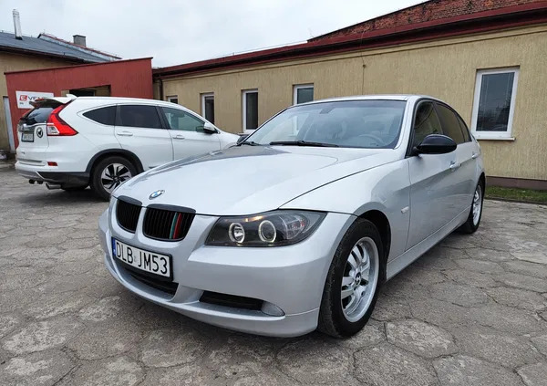 bmw seria 3 BMW Seria 3 cena 13000 przebieg: 302500, rok produkcji 2005 z Wrocław